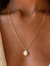 Load image into Gallery viewer, Freshwater Pearl Necklace
