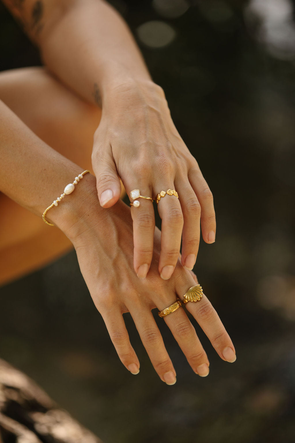 Clamshell Ring